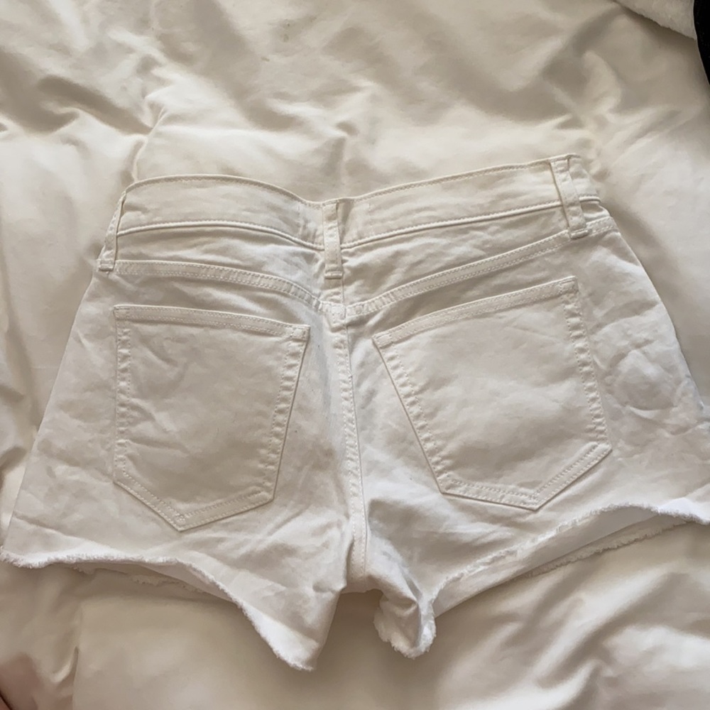 Gap shorts - Picture 2 of 2